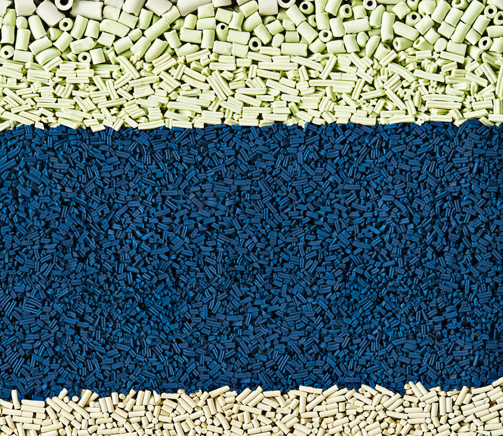 Catalyst poison removal